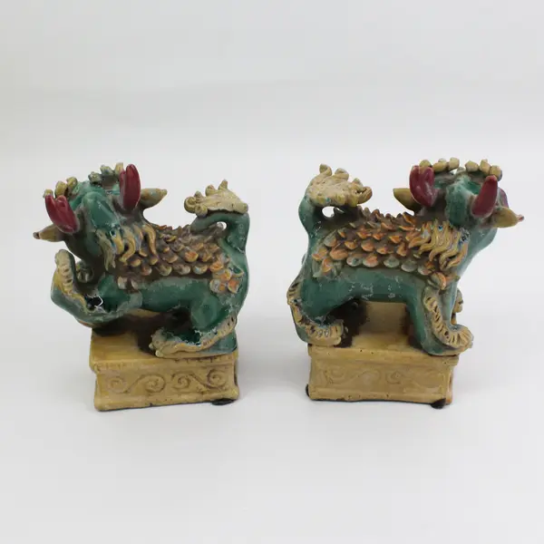 Vintage Chinese Glazed Porcelain Foo Dog Guardian Lion Statue  Pair