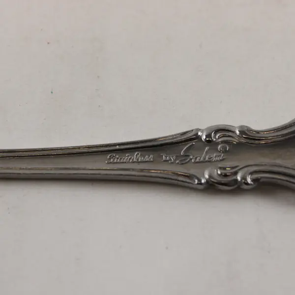 Lot of 4 Salem Victoria Stainless 3 Teaspoons & 1 Solid Smooth Casserole Spoon