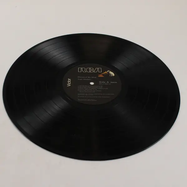 Roger Whittaker - Mirrors Of My Mind 12" Vinyl Record