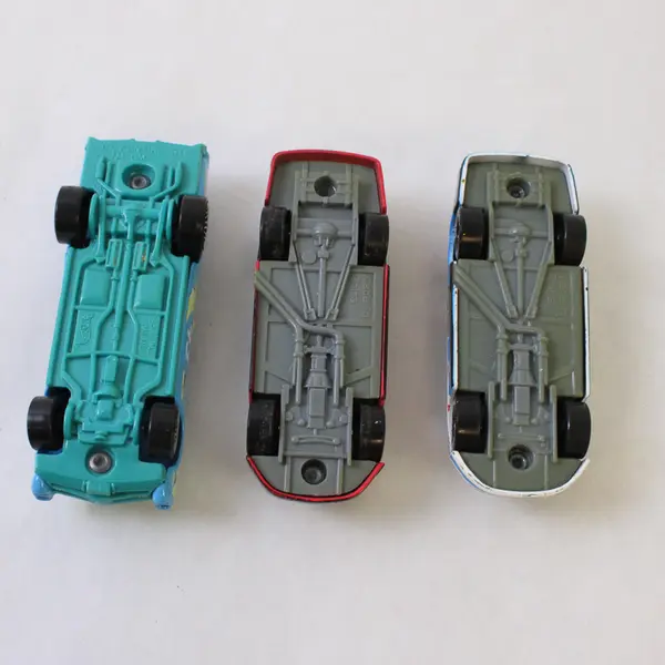 Lot of 3 Diecast Racing Cars Sprint 45 Amoco 93 Wheaties 43