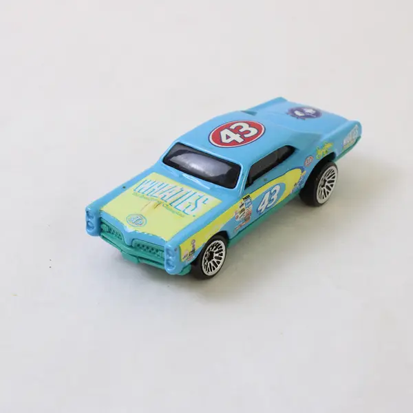 Lot of 3 Diecast Racing Cars Sprint 45 Amoco 93 Wheaties 43