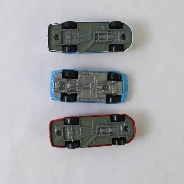 Lot of 3 Toy Racing Cars Chex 43 Amoco 93 Dodge 9  3in