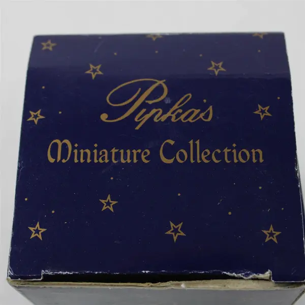 Pipka Miniature Collection 13763 Collectible Holiday Figurine - Broken Staff