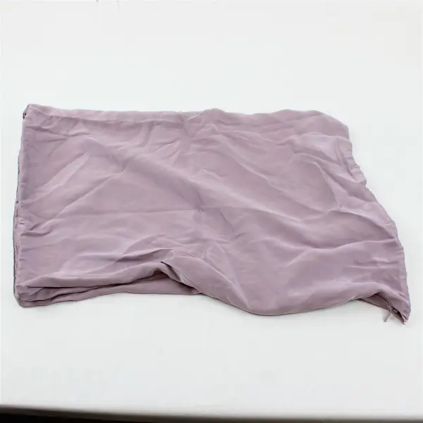 Lot Of 4 Unbranded 2 Dark Purple Standard Pillowcases & 2 Purple Pillow Shams