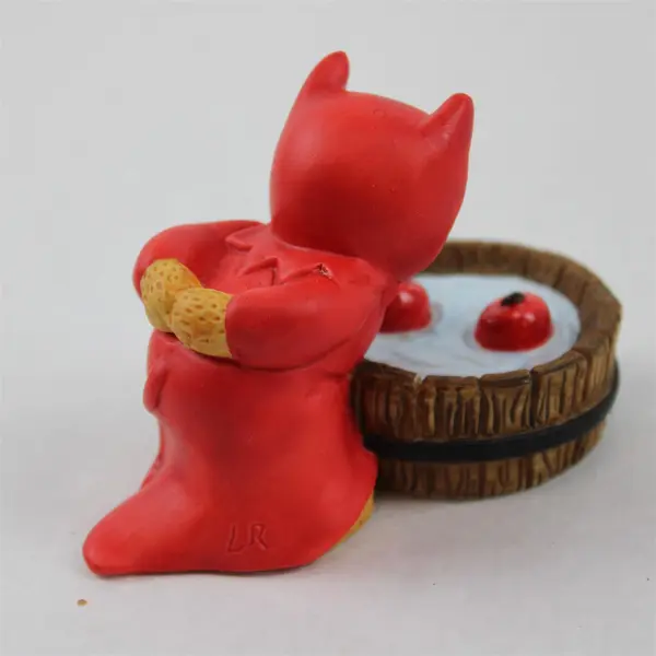 VTG 1997 Lucy & Me Devil Bear Bobbing for Apples Ceramic Halloween Figurine 2.5"