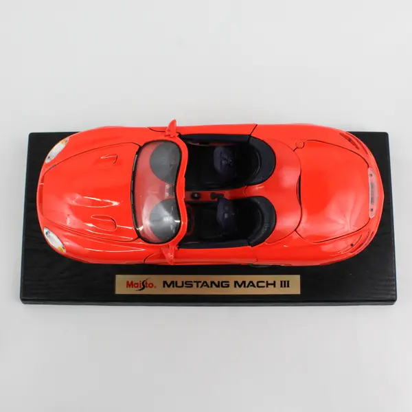Maisto 1:18 Scale Die-Cast Special Edition Red Ford Mustang Mach III 