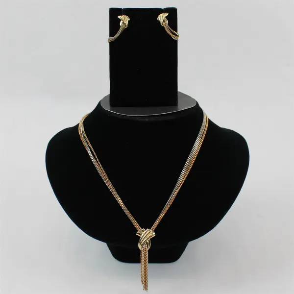 Vintage Avon Tri-Tone Knot Pendant & Earrings Necklace 7.25"