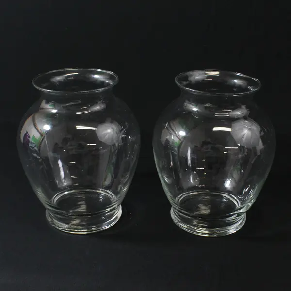 Lot OF 2 Unbranded Clear Glass Matching Round Rustic Flower Vases 7.5" Tall