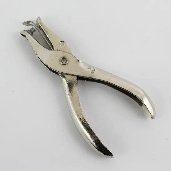 Vintage McGill Co. - Heart Shaped - Hand Held Paper Hole Punch 
