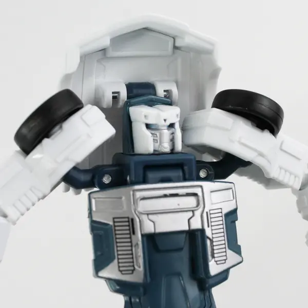 Transformers Power of the Primes Autobot Tailgate - Complete