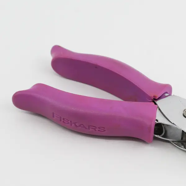 Fiskars Soft Grip Hole Paper Punch Small Round Hole 1/8" with Confetti Catch