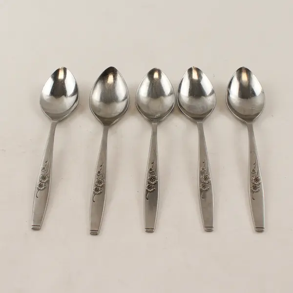 Set of 5 Style House Fancy Free Stainless Teaspoons