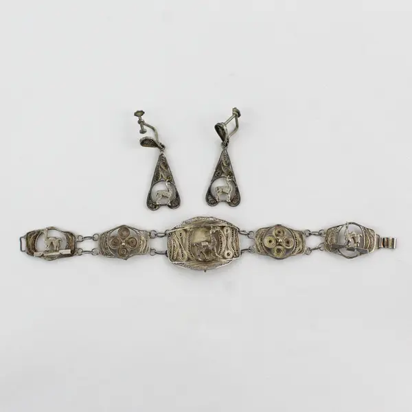 Vtg Sterling Silver Llama Filigree Panel Bracelet W/ Clip On Earrings Peru