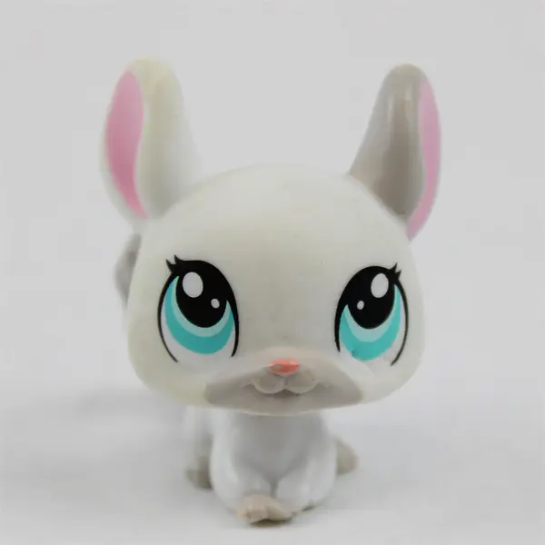 Littlest Pet Shop (LPS) #1401 Chinchilla w/Blue Eyes & Two-Toned Fur - Preowned