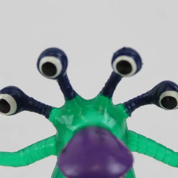 VTG 70's Archie McPhee Alien Finger Puppet 4 Eyes, Purple Mouth, and Claw Hands