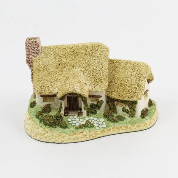 1980 David Winter Handmade Rose Cottage Figurine England