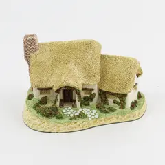 1980 David Winter Handmade Rose Cottage Figurine England