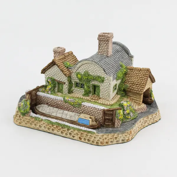 Vintage 1987 David Winter Lock Keepers Cottage Figurine Midlands Collection