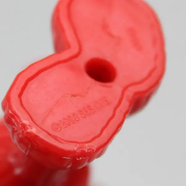 Sesame Street 2000 Elmo Holding Crayon Hard Plastic Toy Figurine