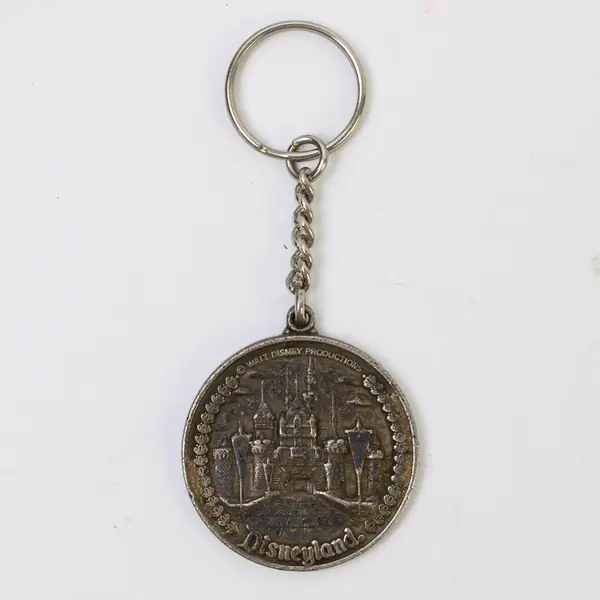 Vintage Walt Disney Disneyland Commemorative Medallion Keychain - Frontierland
