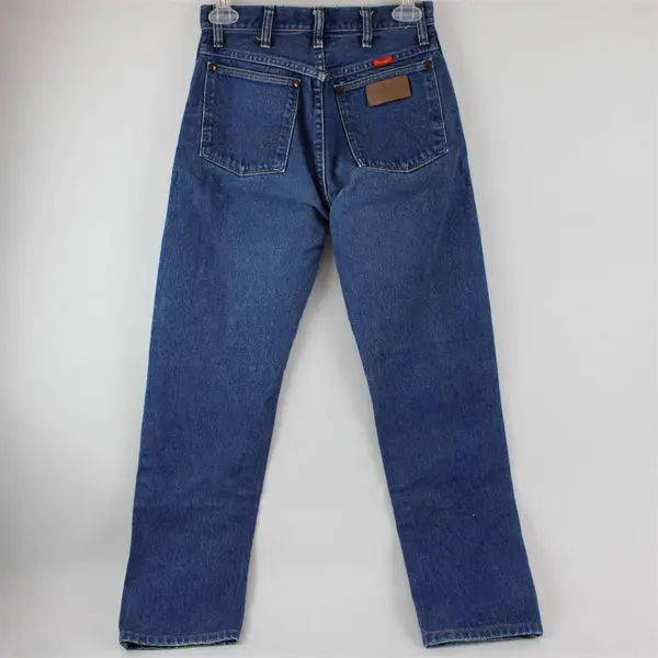 Wrangler Women's 5x36 (25x30) Medium Wash Slim Fit Cowboy Denim Jean - FLAWS