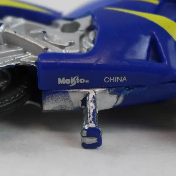 Maisto Motorcycle Series Diecast Toy Blue and Yellow Street Bike