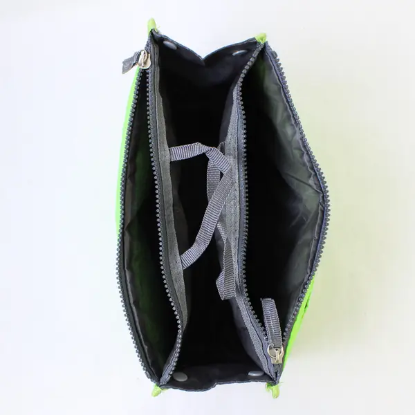 Insulated Lunch Bag, zippered top, Lime Green 