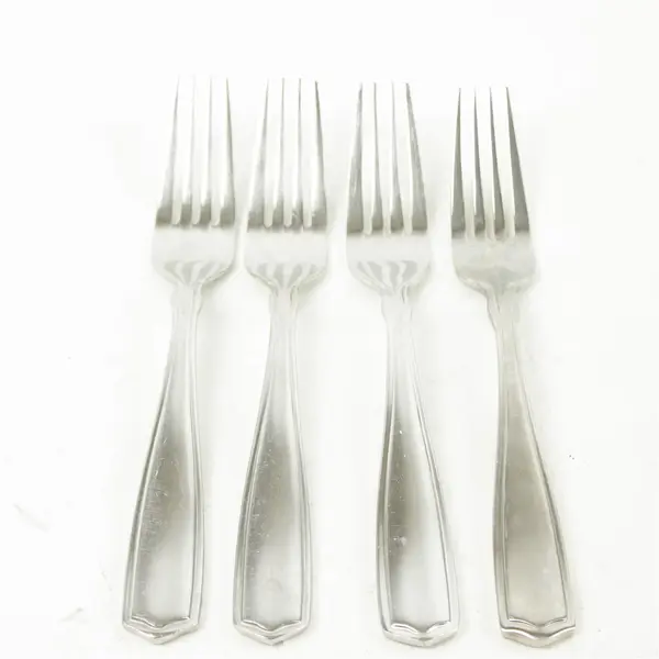 Set of 4 Oneida Carolina Stainless Dinner Forks 8in
