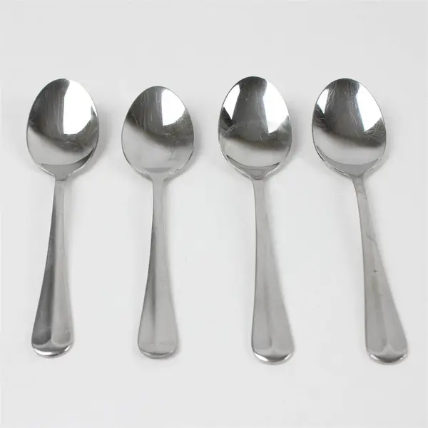 Set of 4 Wallace Silversmiths Kensington Stainless Teaspoons