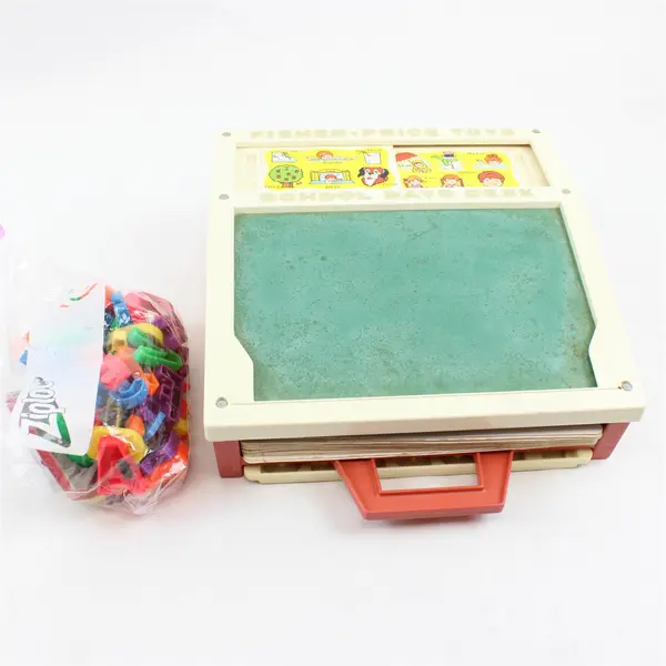 Vtg 1972 Fisher Price School Days Portable Play Desk with Letters/Numbers/Cards