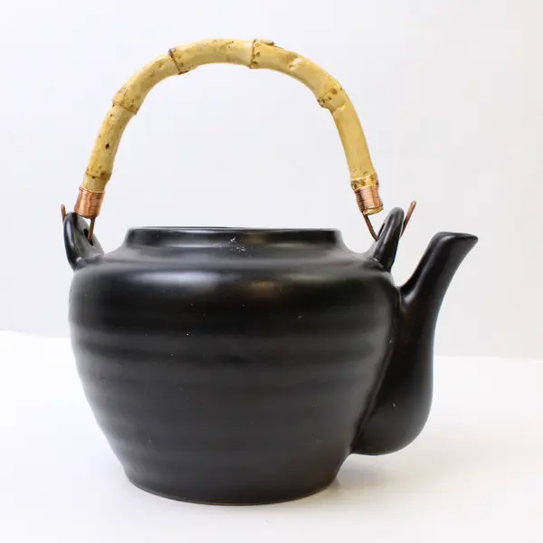 Vintage Oneida Kowa Black Teapot Bamboo Handle 4-Cup Missing Lid