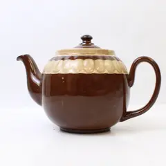 Vintage Brown Betty Fluted Pie-Crust Teapot - 9in, Warm Brown Glaze