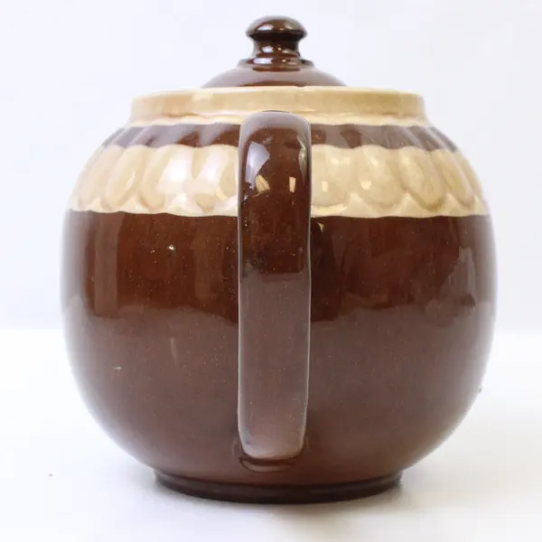 Vintage Brown Betty Fluted Pie-Crust Teapot - 9in, Warm Brown Glaze