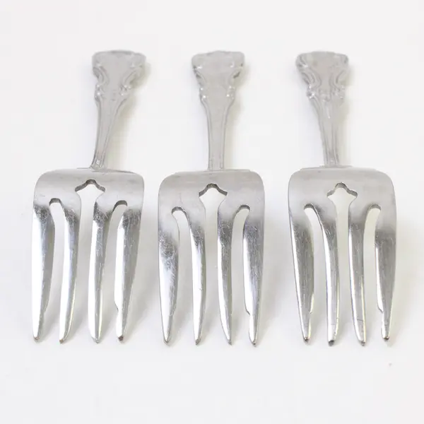 Lot of 3 Salem Victoria Stainless Salad Forks