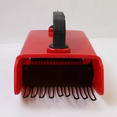 Eco-Friendly Lightweight Berry Picker for Blueberries 