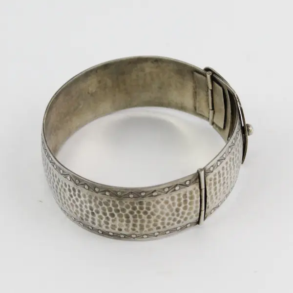 Antique Victorian Silver Tone Buckle Bangle Bracelet With Crest
