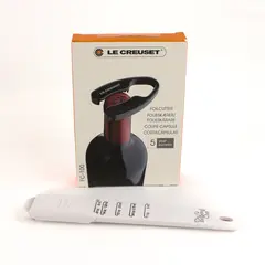 Lot of 2 Le Creuset Foil Cutter & Pampered Chef Plastic Measuring Tool