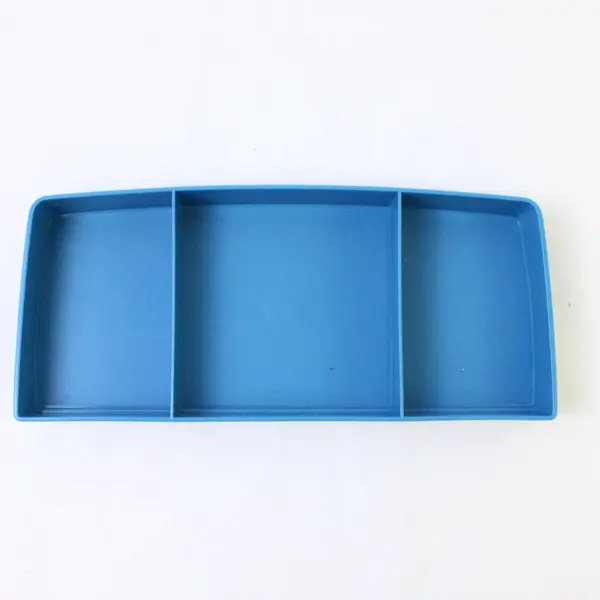Tuppercraft Divided Lunch Container with Lid, Blue #767-13 USA 