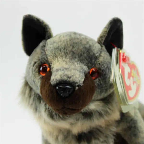 Vintage 2000 Ty Beanie Baby HOWL the Wolf 7 Inch Plush with Tag Protector