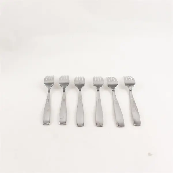 Lot of 6 Oneida Silver Everdine Pattern 18/0 Stainless Dinner Forks 7.75" Good