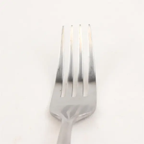 Lot of 6 Oneida Silver Everdine Pattern 18/0 Stainless Dinner Forks 7.75" Good