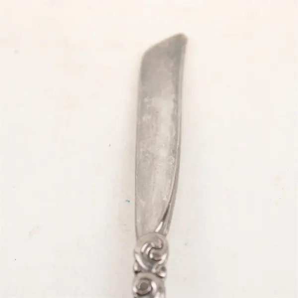 Oneida Silver South Seas Pattern (Silverplate) Flatware Baby Fork 5" Long