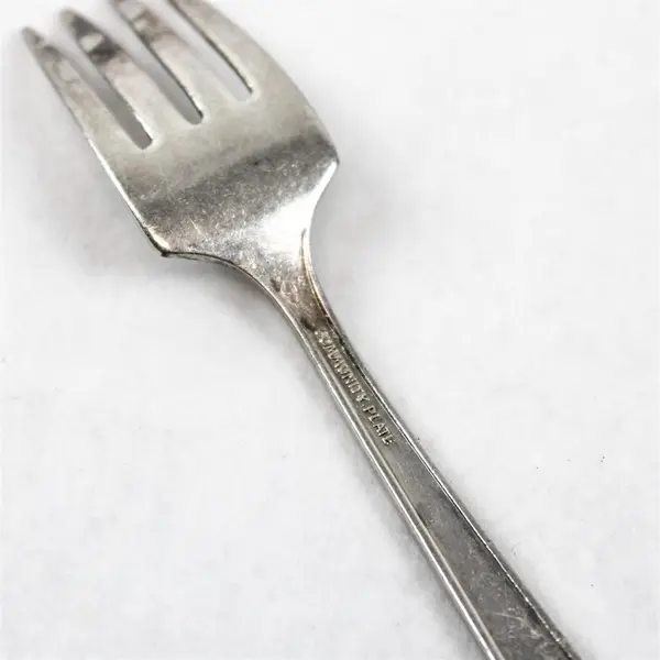 Oneida Silver Noblesse Pattern (Silverplate) Flatware Baby Fork 4.25" Long