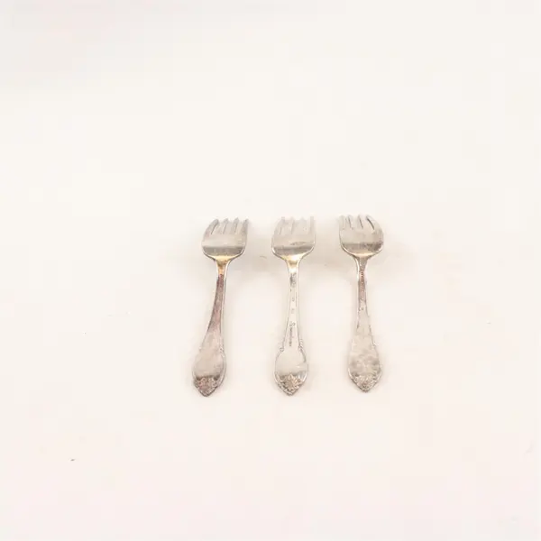Lot Of 3 Wm Roger & Sons Remembrance (Silverplate) Flatware Baby Fork