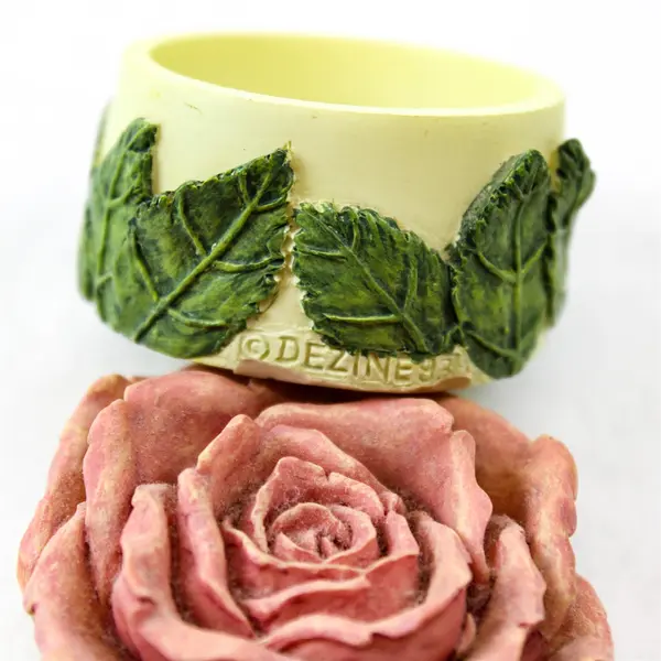 Dezine Pink Rose Hand-Painted Ceramic Trinket Box Collectible