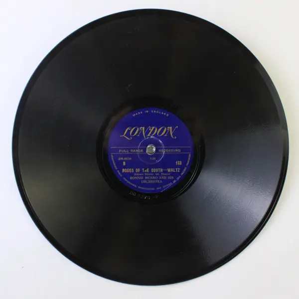 Ronnie Munro Wine, Women And Song/Roses of The South-Waltz 10" Shellac
