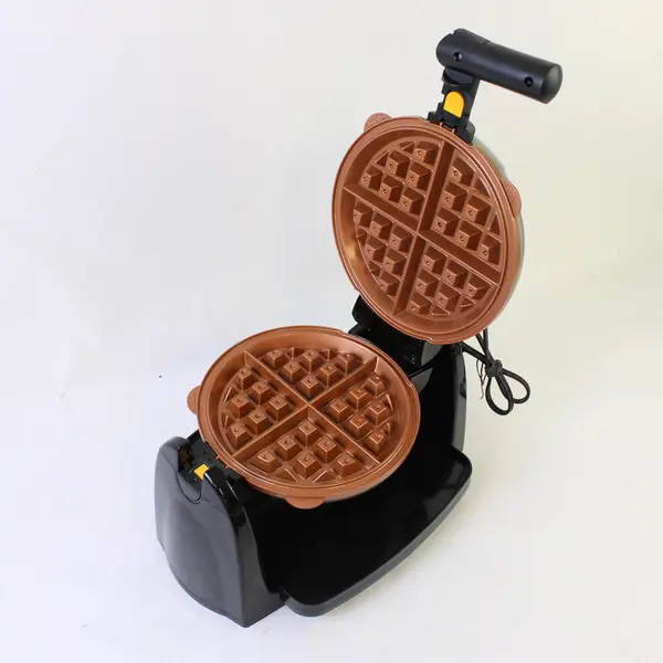 Hamilton Beach Belgian Waffle Maker Model 26031 Flip Removable Plates 
