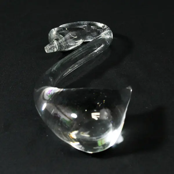 Unbranded/Unmarked Murano Style Clear Art Glass Swan Decor Figurine 8.75" Tall