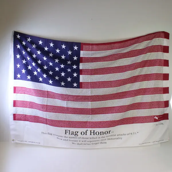 Flag of Honor For the Victims of 9/11 WTC Twin Towers Attack 2001