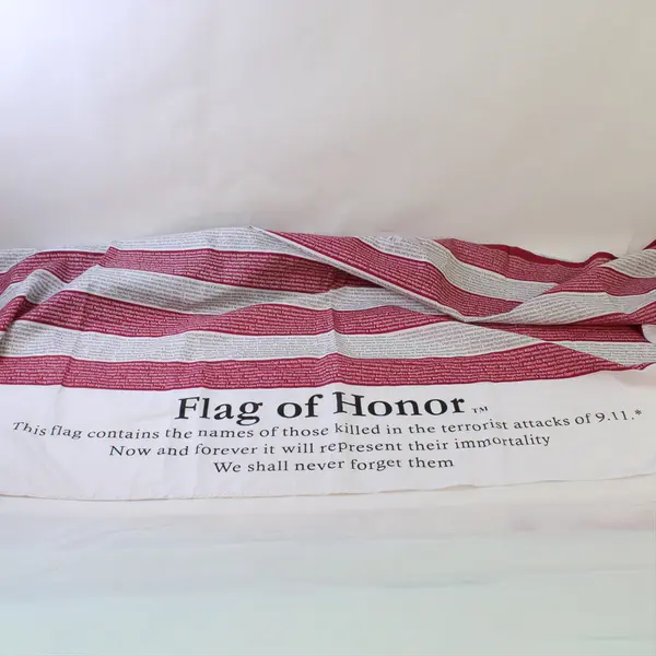 Flag of Honor For the Victims of 9/11 WTC Twin Towers Attack 2001
